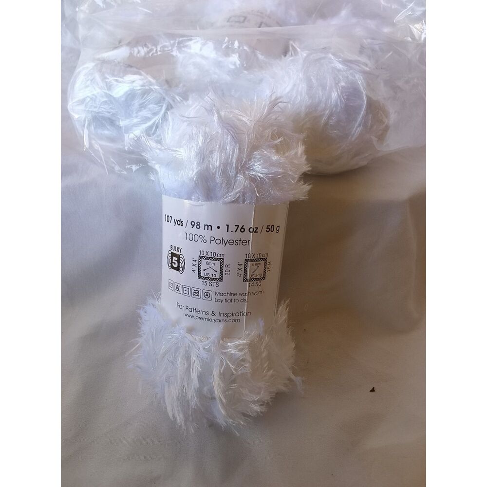 Just Yarn Eyelash Yarn White